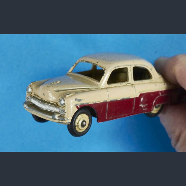 Dinky Vauxhall Cresta