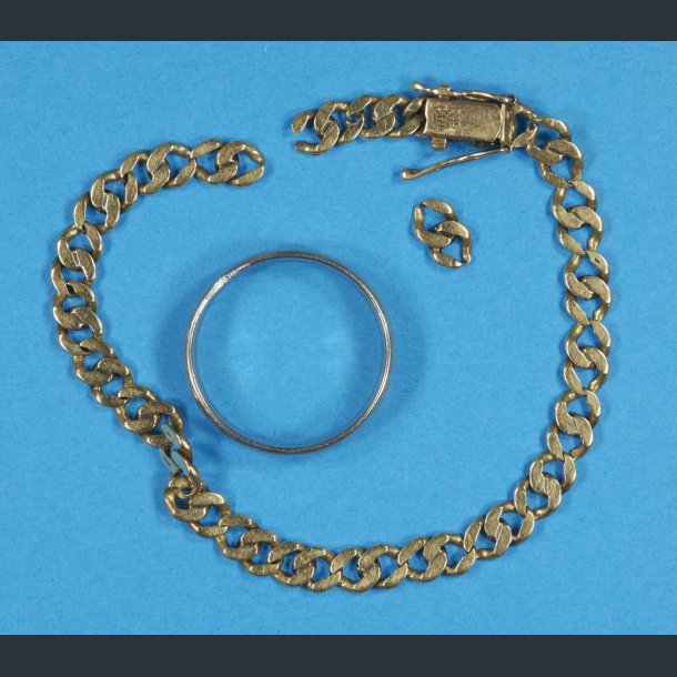 14 karat skrotguld - fingerring og defekt armbnd