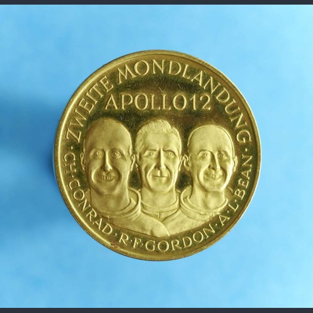 Apollo 12 mindemedalje i guld 10,5 gram