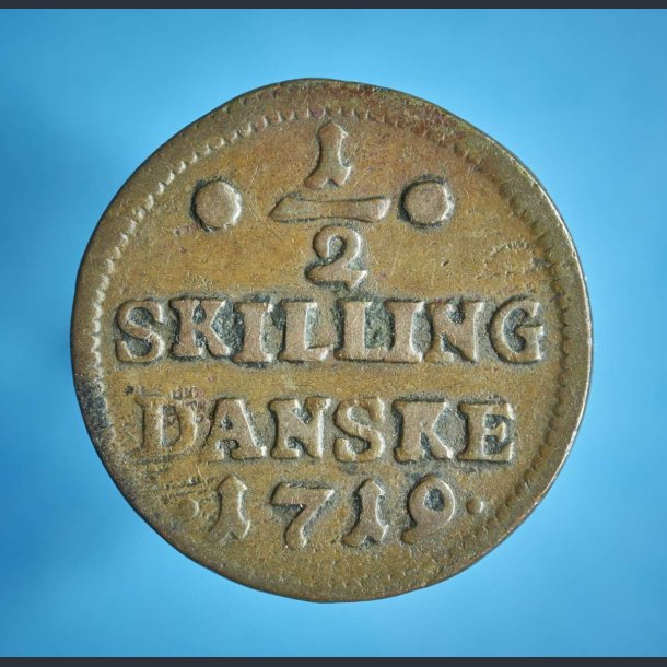 Frederik 4. &frac12; skilling 1719