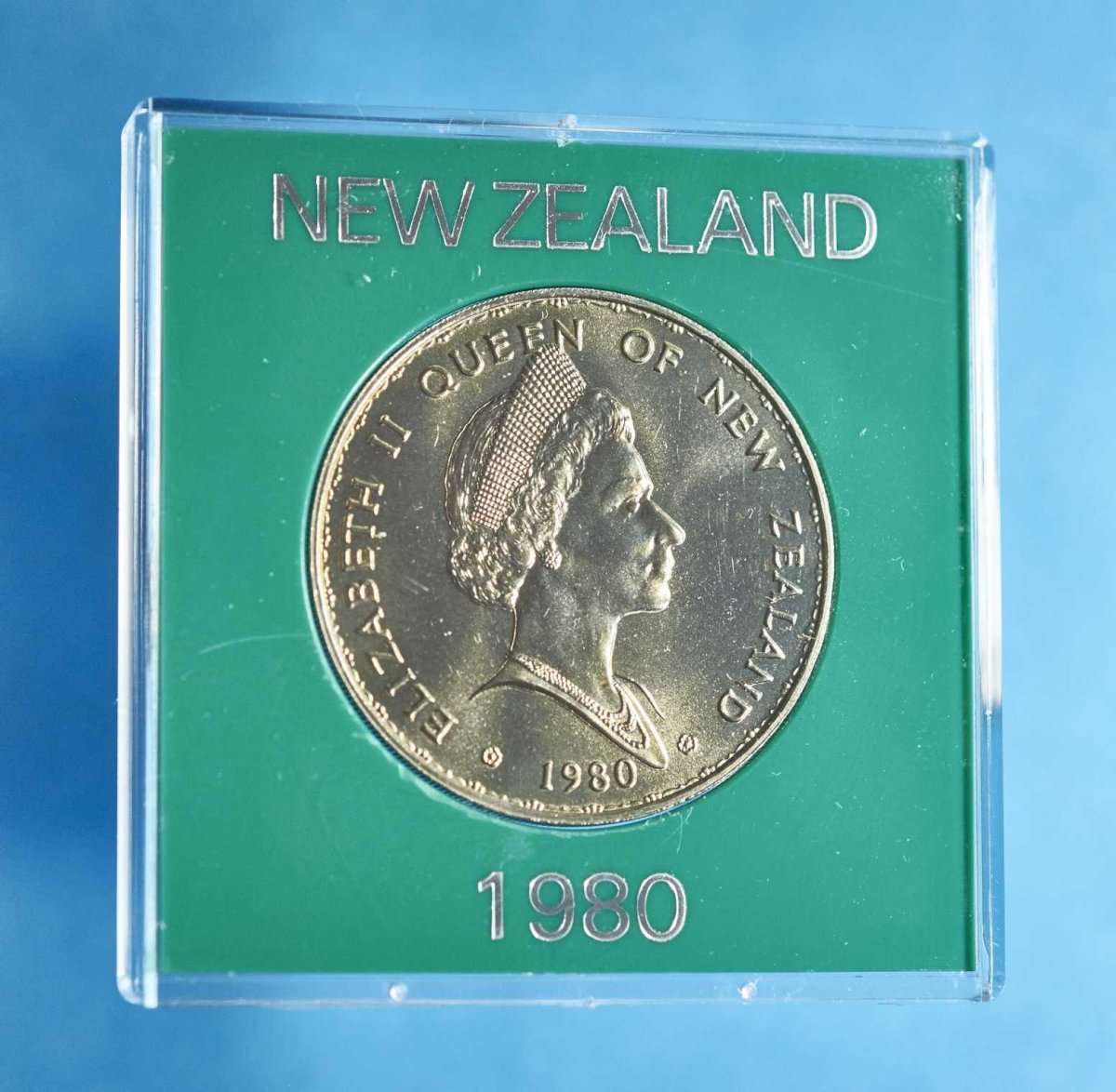 new-zealand-dollar-1980-viftehale-portr-t