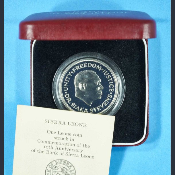 Sierra Leone slv crown 1974